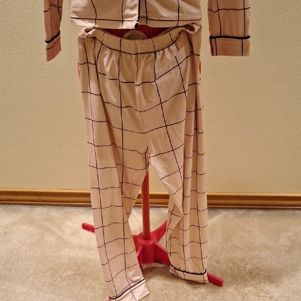 Checkered Pajama Set - Picture 3 of 7